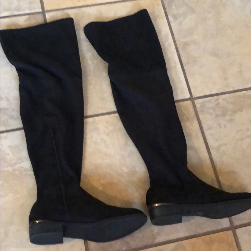 Simply Vera Vera Wang knee high boots 👢